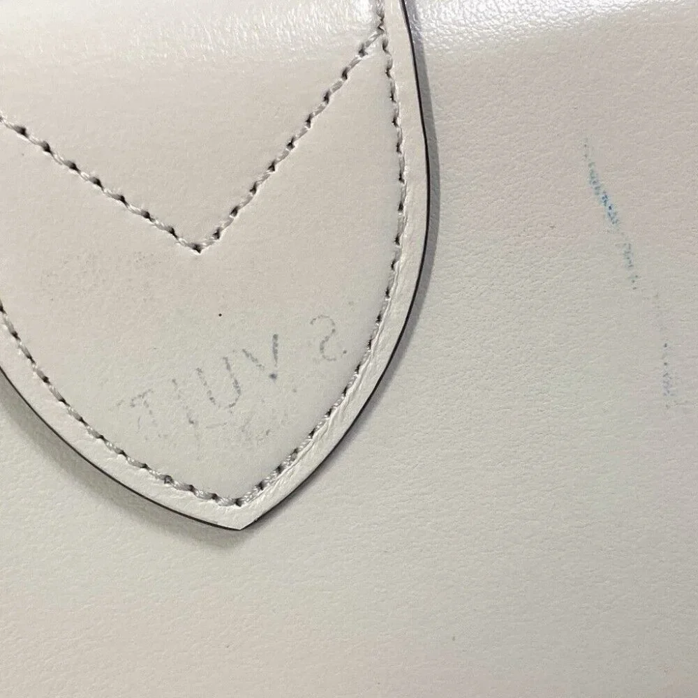 LOUIS VUITTON Portefeuille-LV Pont Neuf Trifold wallet Leather White